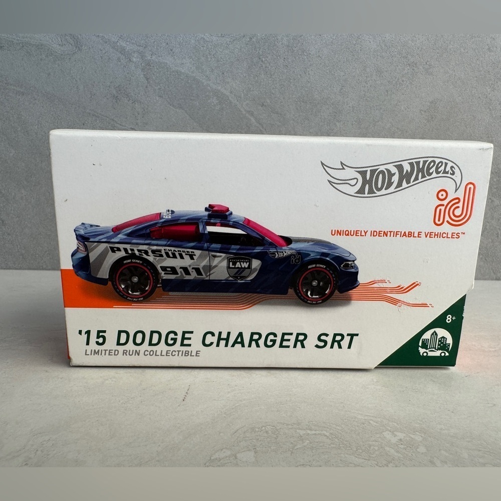 Hot Wheels id Series 1 '15 Dodge Charger SRT 2019 HW Metro 04/05